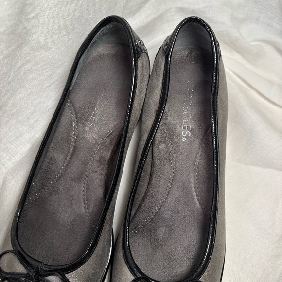 Aerosoles Elegant Black and Silver Women's Ballet Flats size 8.5 - Picture 10 of 11